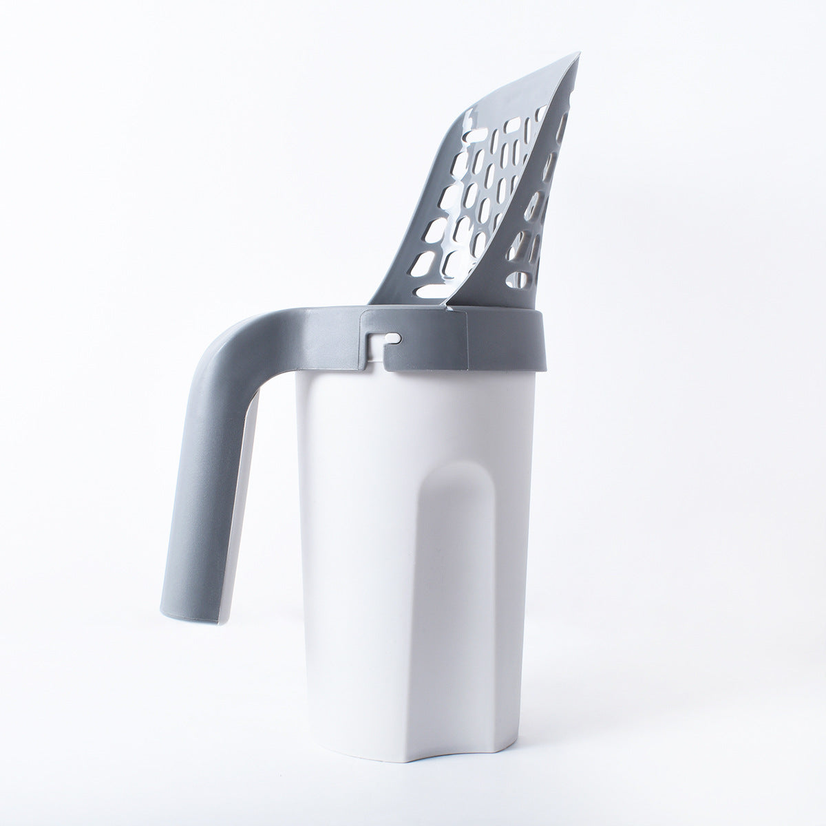 The Hygienic, All-in-One Solution for a Spotless Litter Box